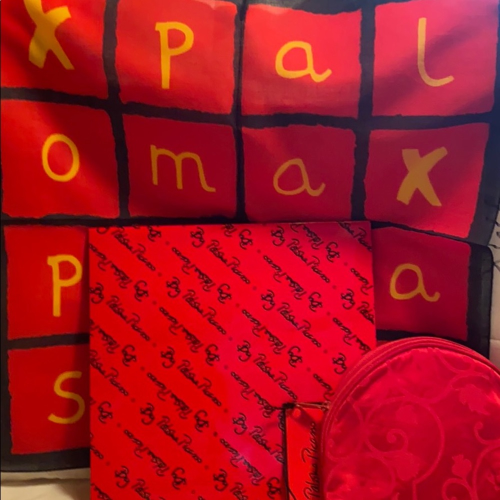 🇮🇹PALOMA PICASSO SCARF AND MAKEUP CASE (TWO ITEMS FOR ONE PRICE) VINTAGE RARE